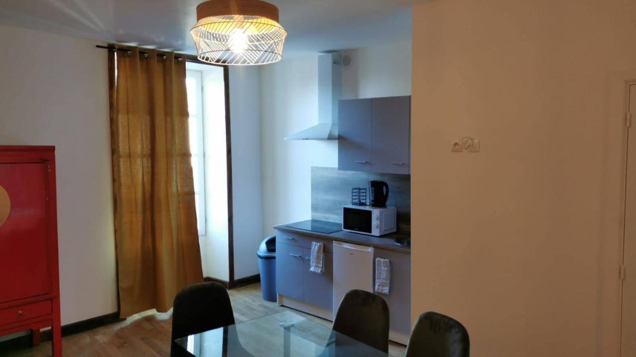 Centre Confolens Studios Renoves מראה חיצוני תמונה